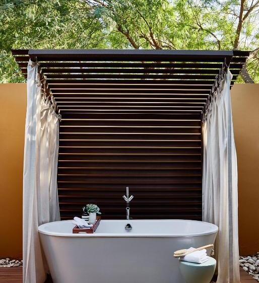 带大床的套房, Sanctuary Camelback Mountain, A Gurney S Resort And Spa