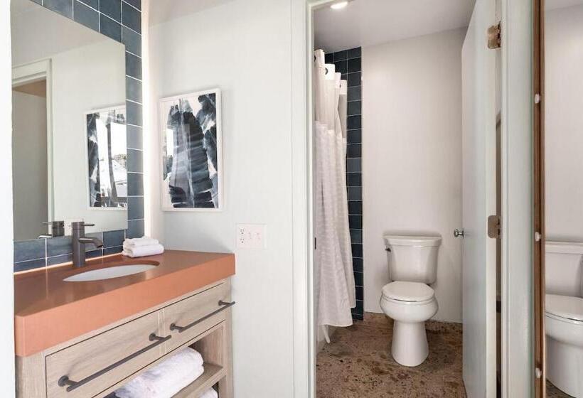 디럭스 룸, Red Jacket Beach Resort