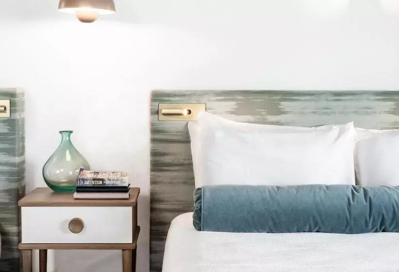 デラックスルーム, Red Jacket Beach Resort