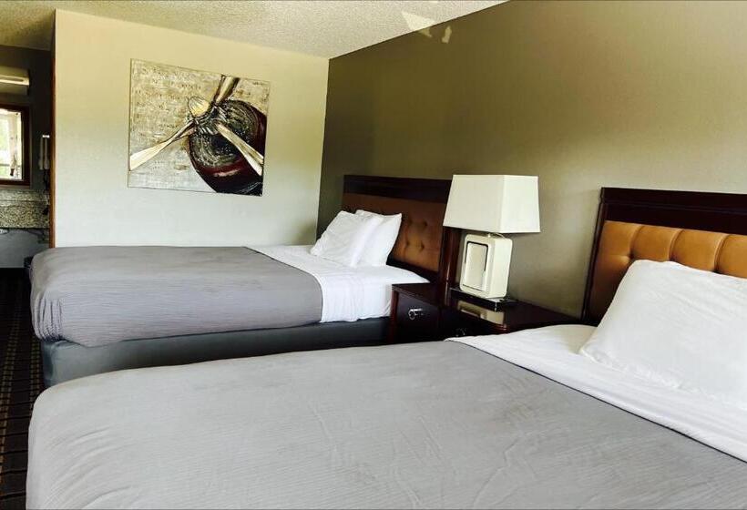 غرفه قياسيه سريرين مزدوجين, Western Motel, Thomasville