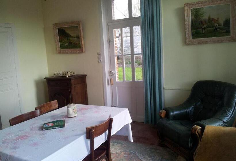 4间卧室的房子, Chambres D Hôtes & Gîtes Du Château De Grand Rullecourt