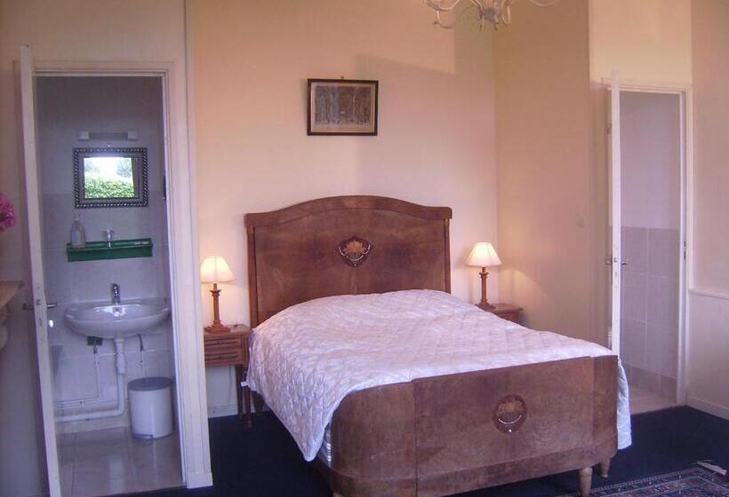 4间卧室的房子, Chambres D Hôtes & Gîtes Du Château De Grand Rullecourt