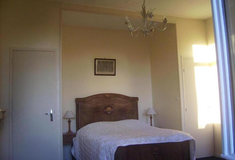 침실 4개 주택, Chambres D Hôtes & Gîtes Du Château De Grand Rullecourt