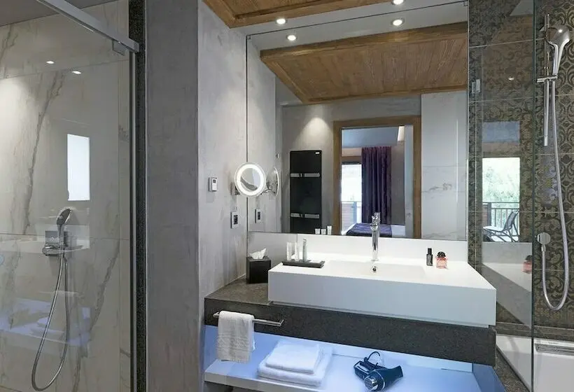 اتاق لوکس, Mgm Hôtels & Résidences – Hôtel Les Suites D’alexane