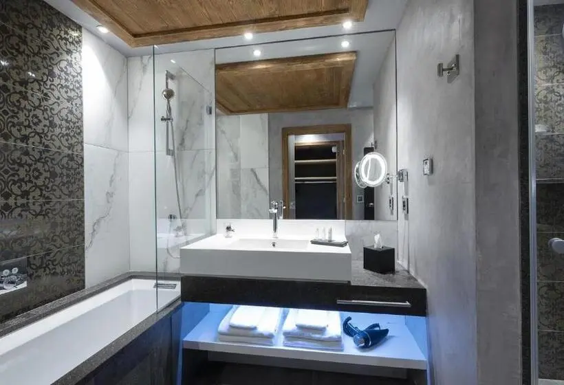 سوییت, Mgm Hôtels & Résidences – Hôtel Les Suites D’alexane