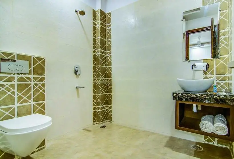 اتاق سوپریور, Fabhotel Nayyar Inn