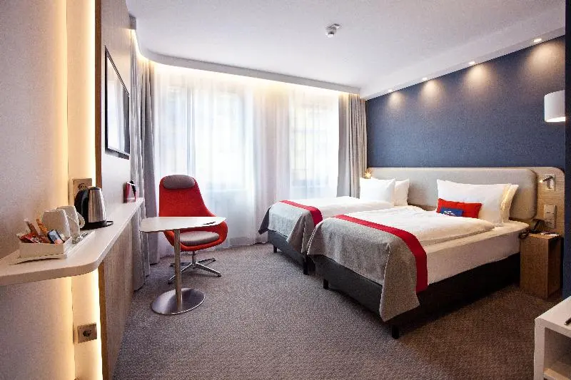 スタンダードルーム, Holiday Inn Express   Darmstadt, An Ihg