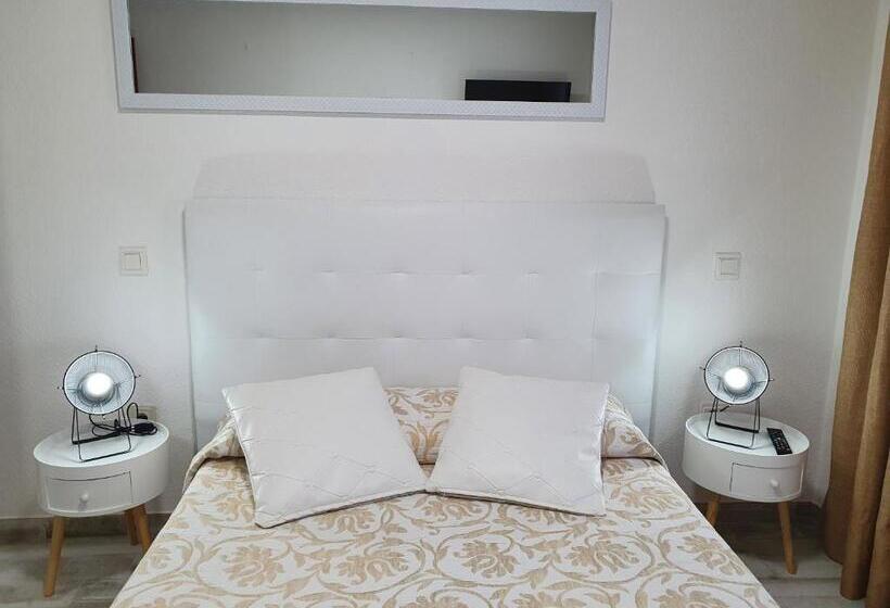 اتاق لوکس, Albergue Piedad