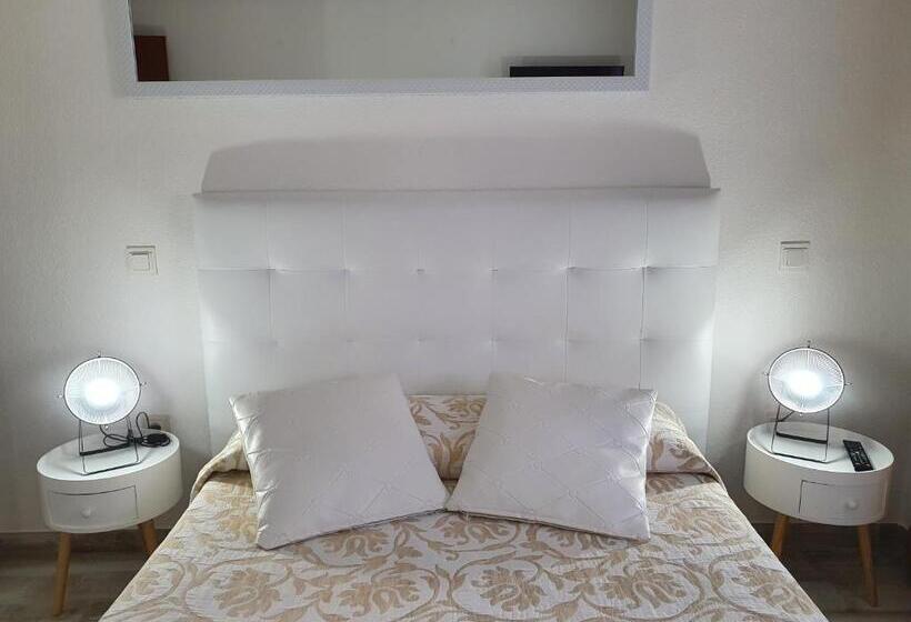 اتاق لوکس, Albergue Piedad