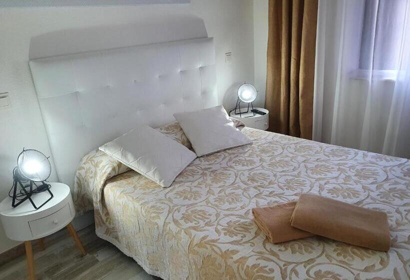 اتاق لوکس, Albergue Piedad