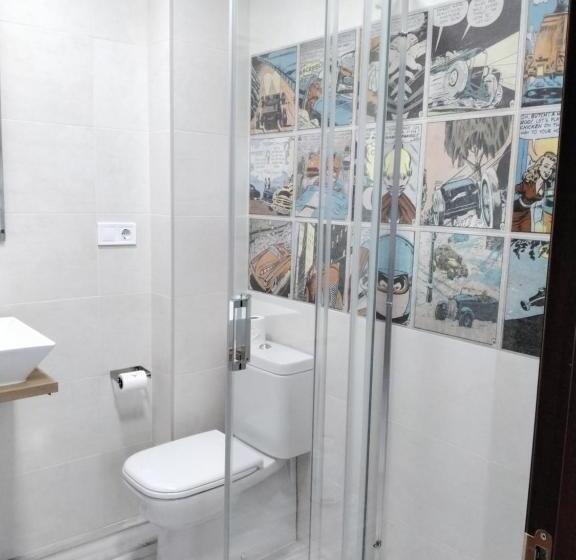 اتاق استاندارد چهار تخته, Albergue Piedad