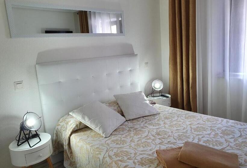 اتاق لوکس, Albergue Piedad