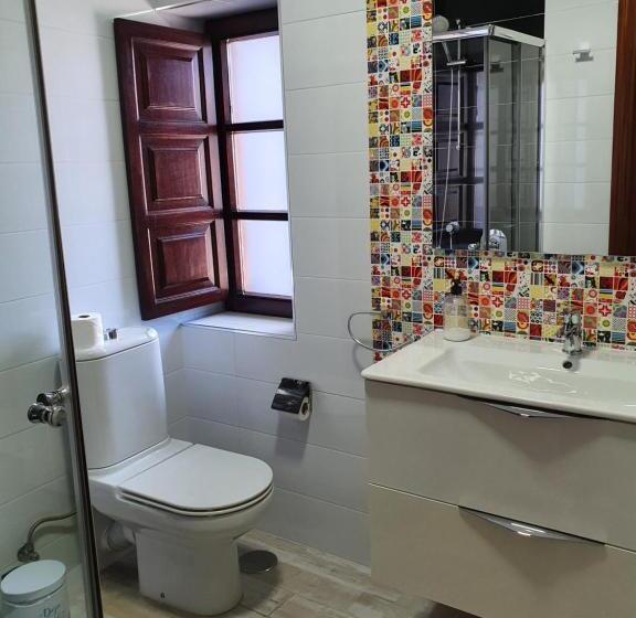 اتاق لوکس, Albergue Piedad