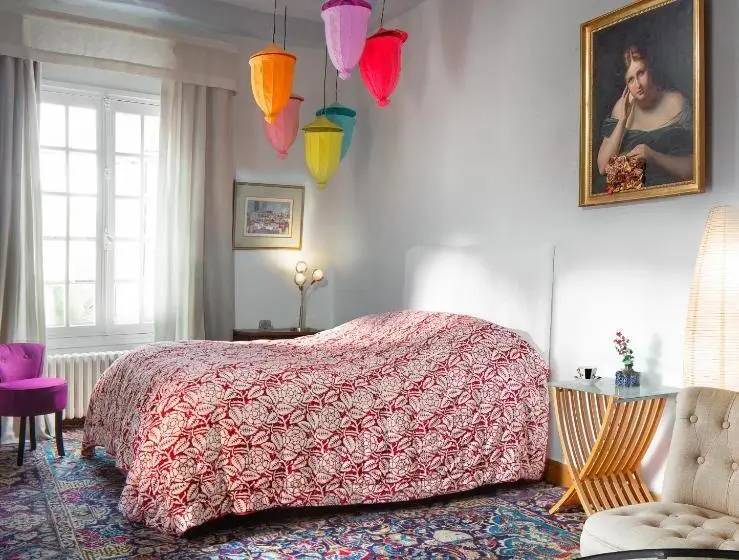 デラックススイート, La Maison Charmante