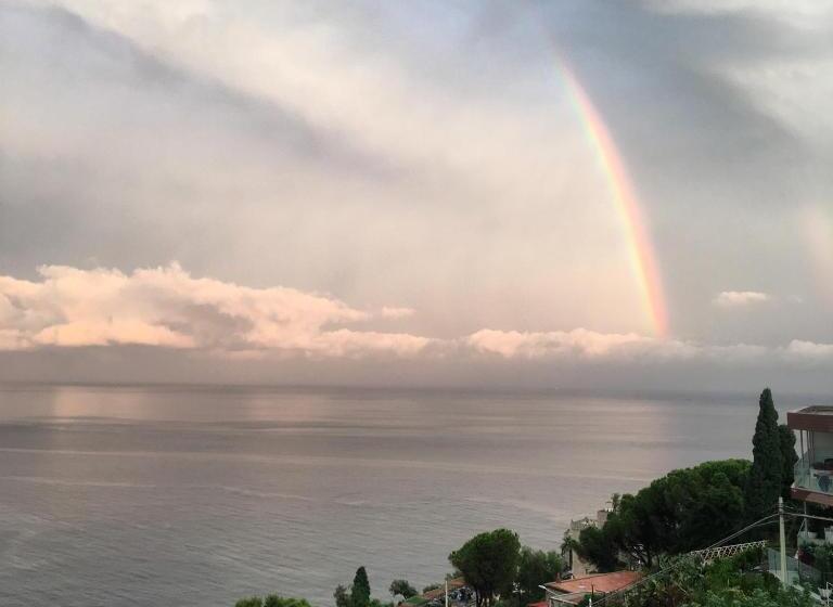 Номер Superior Вид на Море, Maison Blanche Taormina