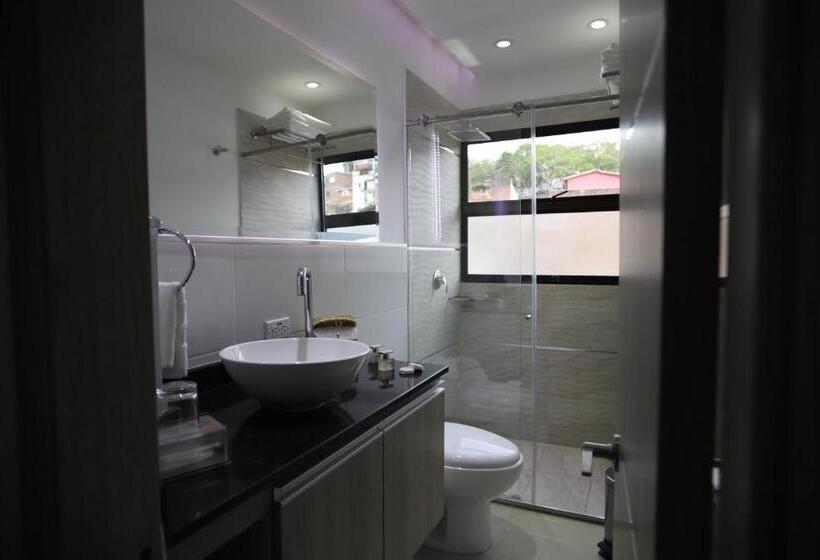 套房, On Apartasuites