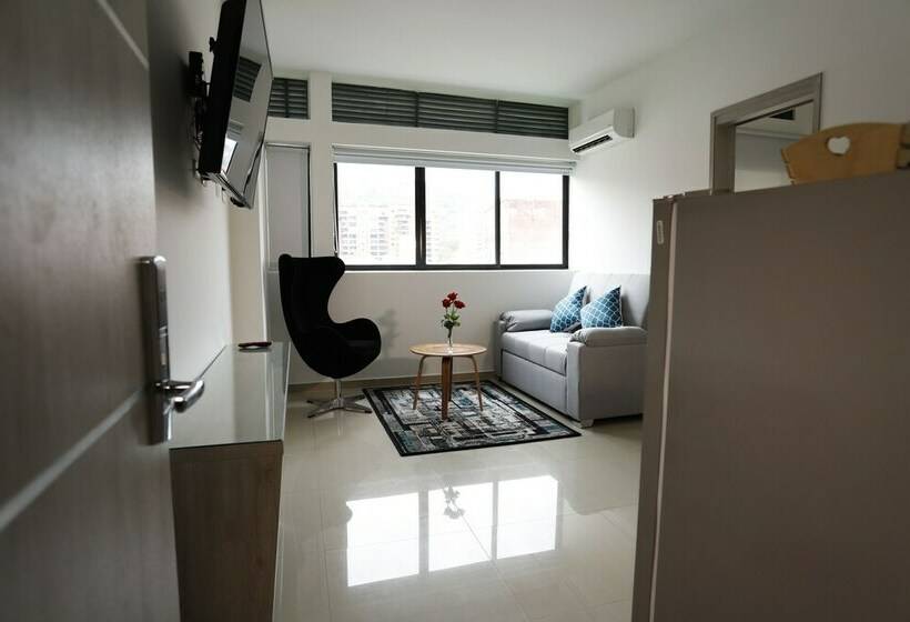 高级大房间, On Apartasuites