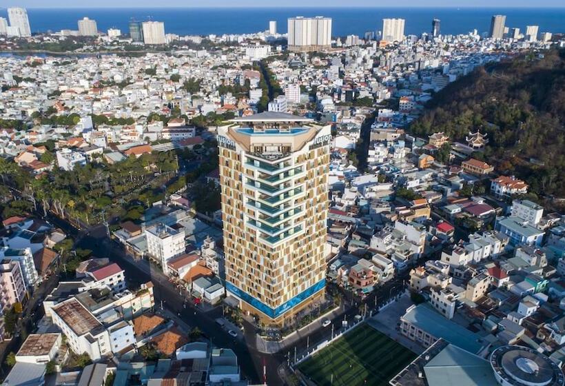 مجموعه ویستا شهر, Fusion Suites Vung Tau