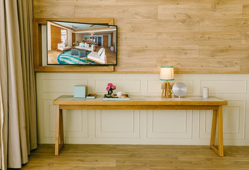 سوییت با چشم‌انداز دریا, Fusion Suites Vung Tau