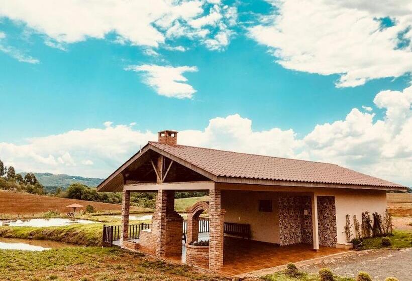 スタンダードバンガロー, Hope Valley Adventure