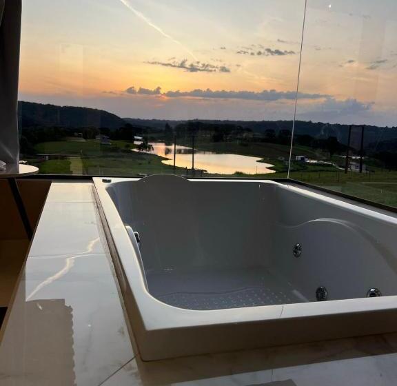 シャレー・スペリアー1寝室, Hope Valley Adventure