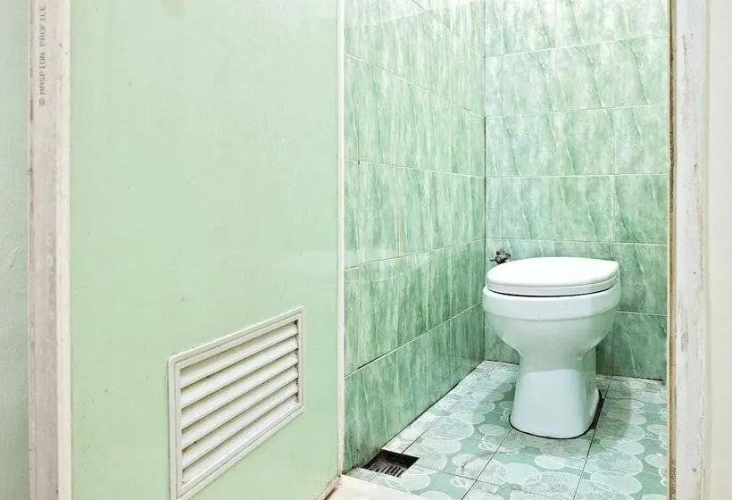 スタンダードルーム, Spot On 2742 R5 Homestay