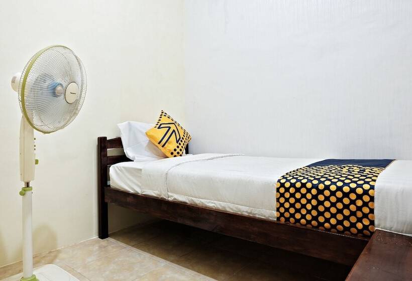 スタンダードルーム, Spot On 2742 R5 Homestay