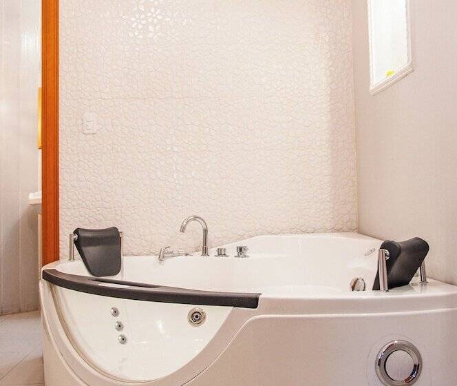 Президентский Люкс, Casa Ruth