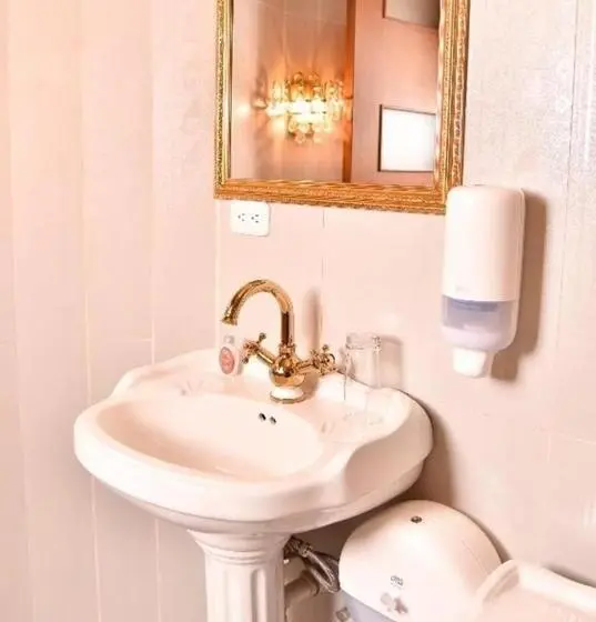 Suite Presidencial, Casa Ruth