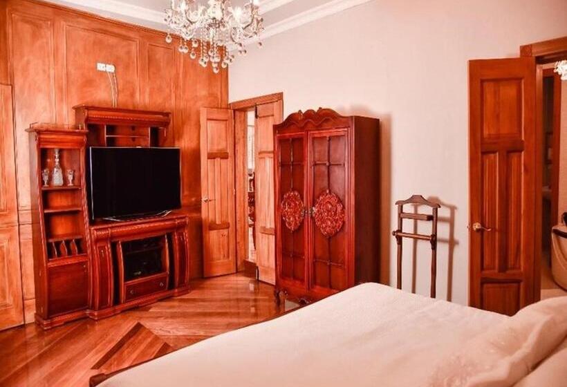 Президентский Люкс, Casa Ruth