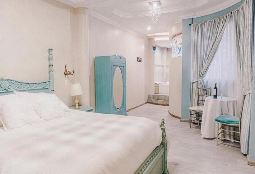 جناح مزود بجاكوزى, Casa Ruth