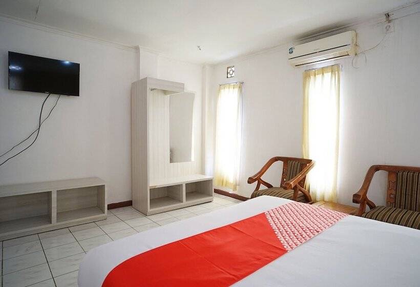 اتاق لوکس, Collection O 2885 Hemra