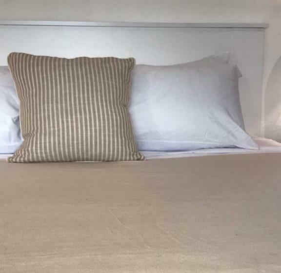 Deluxe Room King Size Bed, The Sunset Cove And Rainbow Room