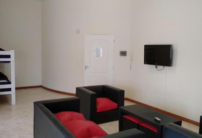 1ベッドルームアパートメント, Diez Apart