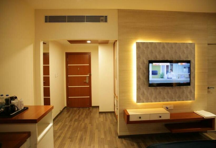 バルコニー付スイート, Robusta Inn