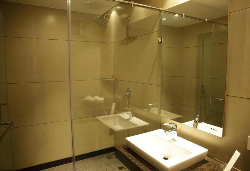 デラックスルーム, Robusta Inn