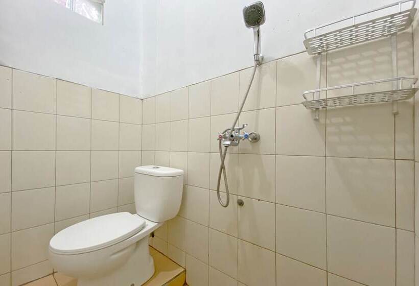 Quarto Basic, Spot On 2726 Kopo 355 Syariah