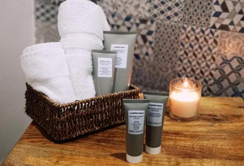 Номер Стандарт с Балконом, Montis Country & Charme