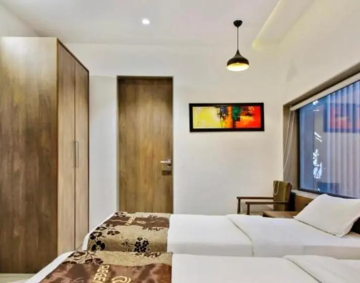Standard-huone, Regency