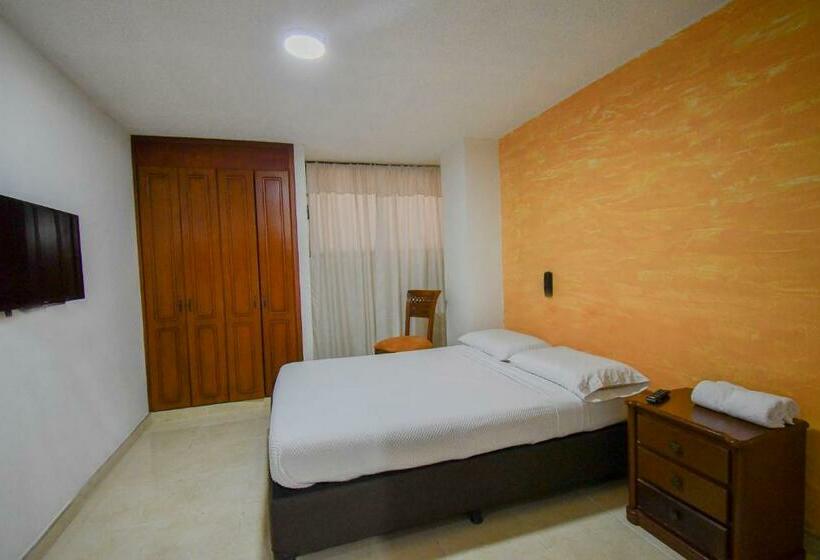 スタンダードルーム, Toledo Plaza