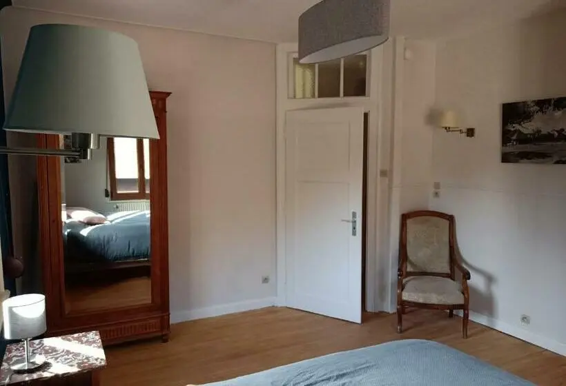 スタンダードルーム, Chambre Double Dans Auberge Alsacienne