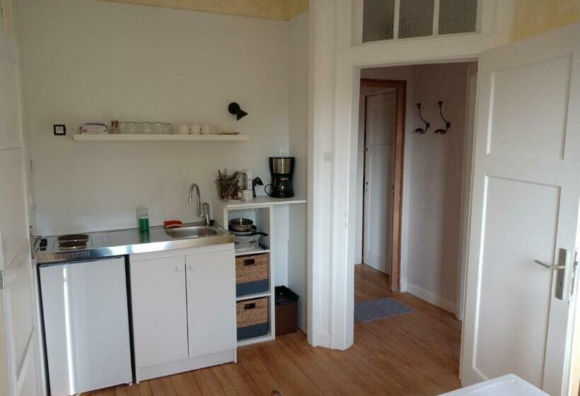 スタンダードルーム, Chambre Double Dans Auberge Alsacienne