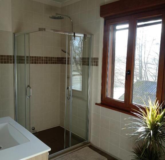 スタンダードルーム, Chambre Double Dans Auberge Alsacienne