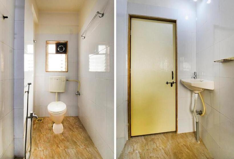 חדר קלאסי לשלושה, Collection O 64849 Dwarka Lodge