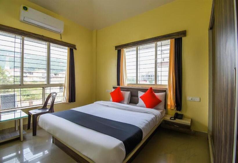 三人经典房间, Collection O 64849 Dwarka Lodge