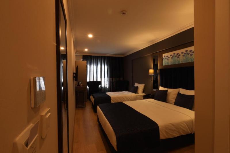 اتاق استاندارد سه نفره, Farina Hotel By Cigno