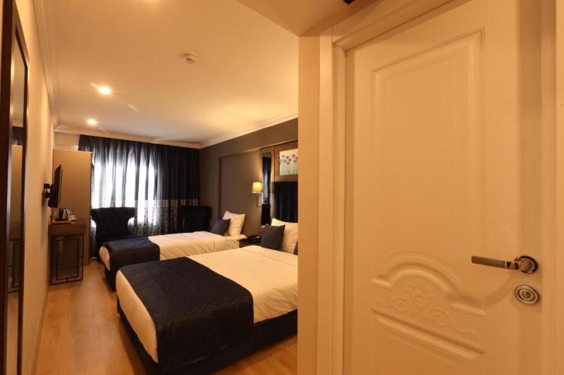 اتاق استاندارد سه نفره, Farina Hotel By Cigno