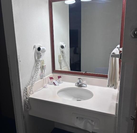 غرفة قياسية لذوى الاحتياجات الخاصة, Fairbridge Inn & Suites Sunnyside