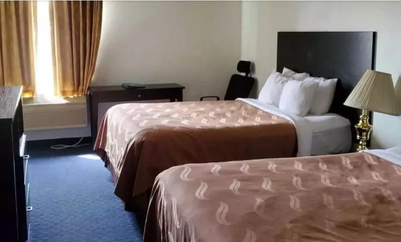 スタンダード４人部屋, Fairbridge Inn & Suites Sunnyside
