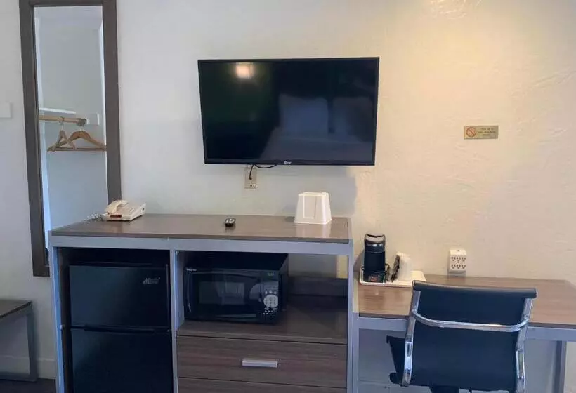 اتاق استاندارد برای معلولان, Gilroy Inn